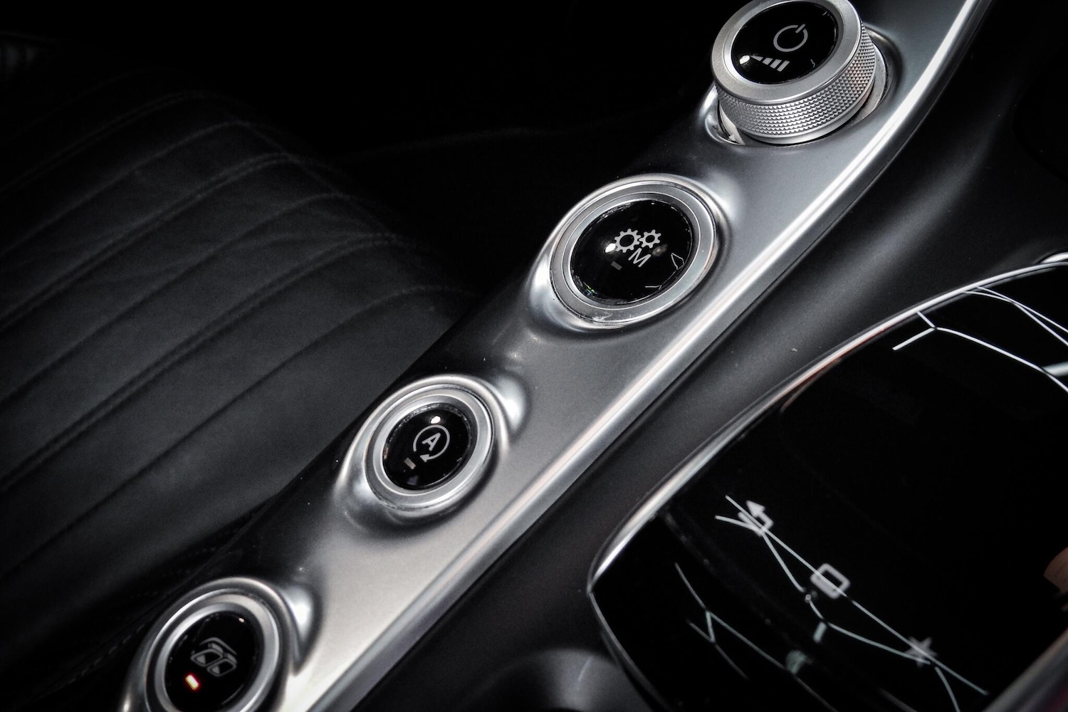 Used Mercedes-Benz AMG GT 2016 for sale - 76660475: Photo 34