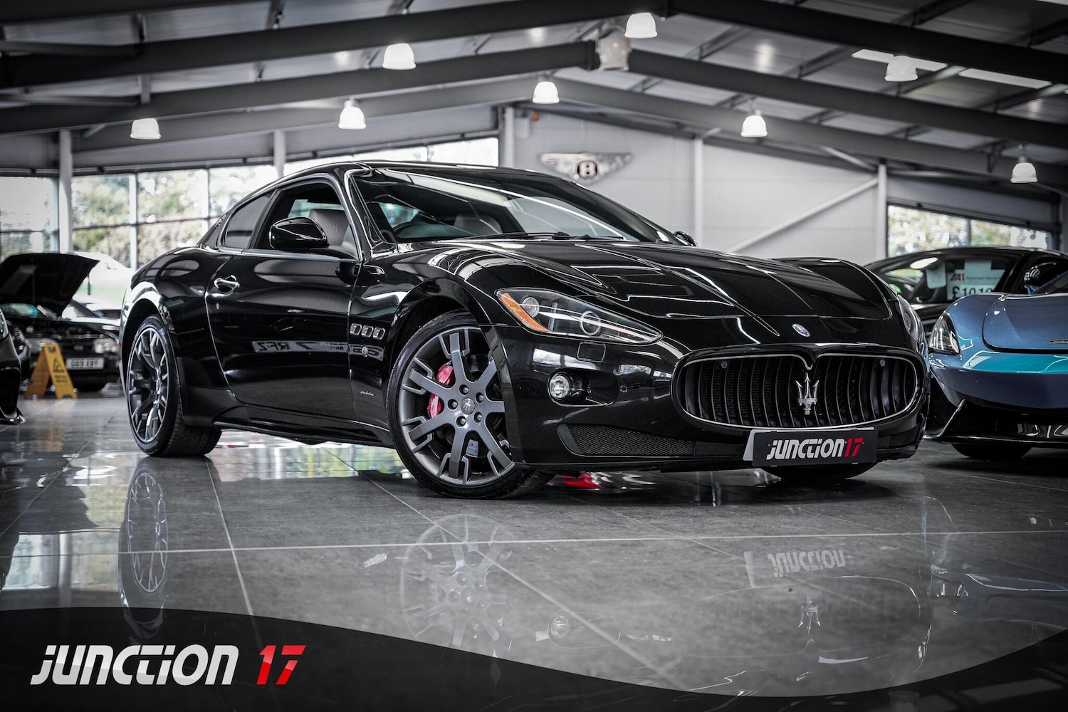 Used Maserati Granturismo 2011 for sale - 76660544: Photo 1
