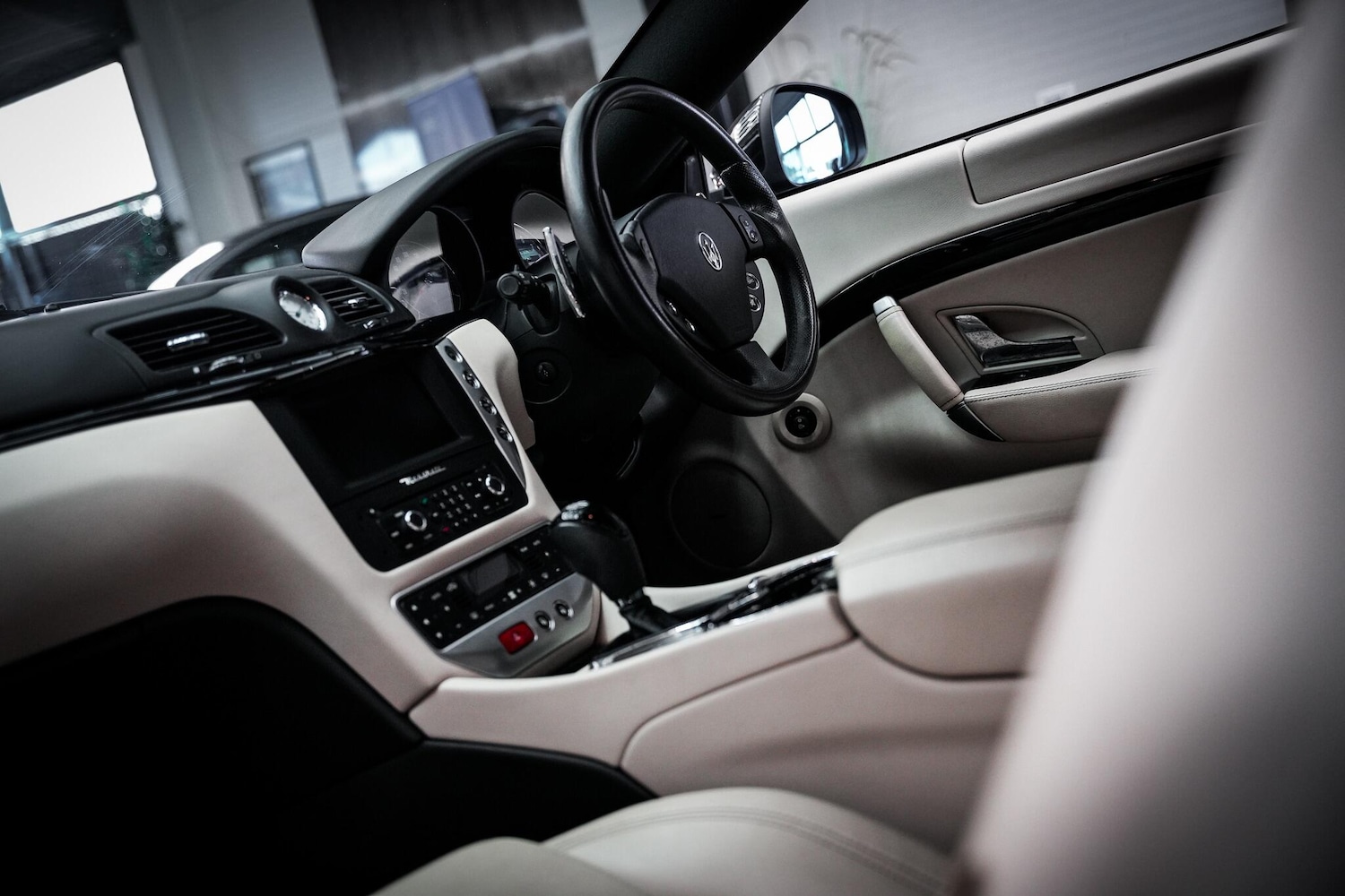 Used Maserati Granturismo 2011 for sale - 76660544: Photo 3