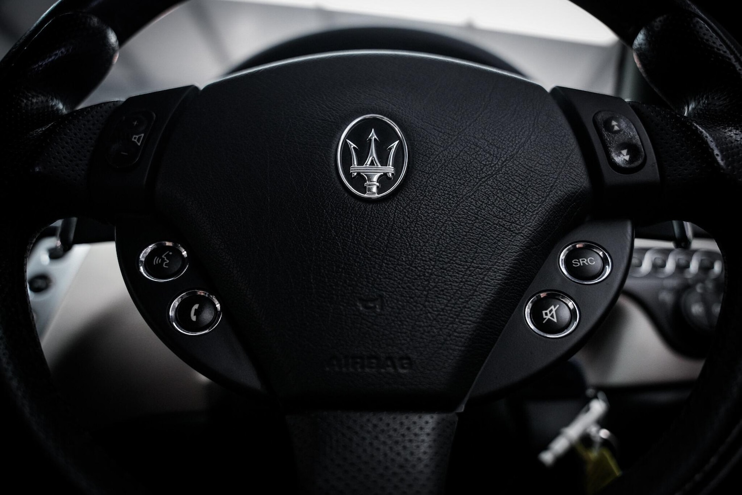 Used Maserati Granturismo 2011 for sale - 76660544: Photo 42