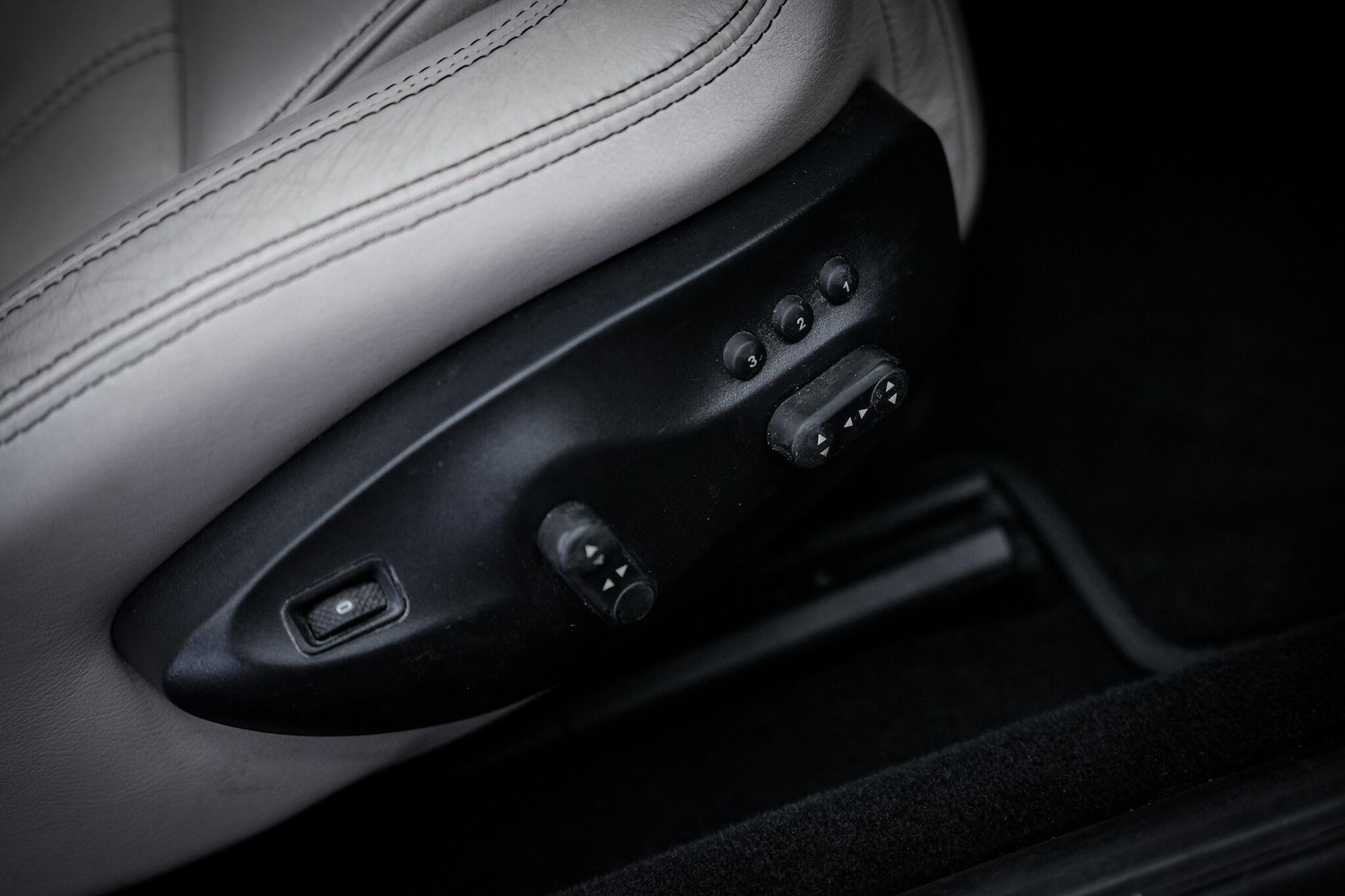 Used Maserati Granturismo 2011 for sale - 76660544: Photo 46