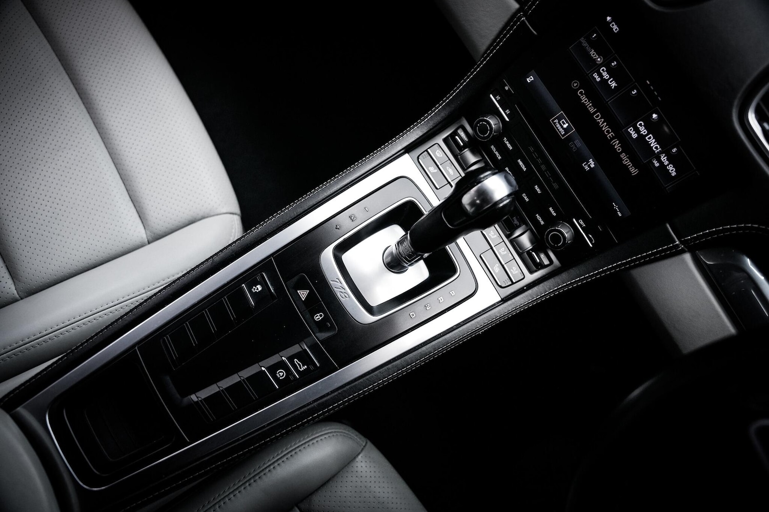 Used Porsche Cayman 2017 for sale - 78033721: Photo 6