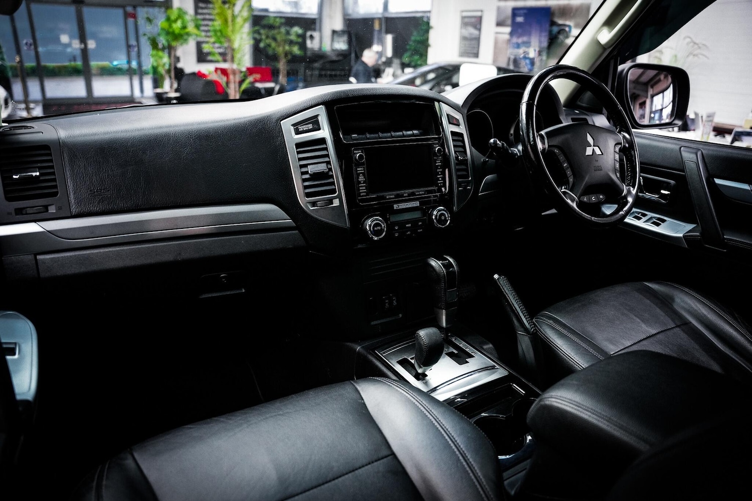 Used Mitsubishi Shogun 2016 for sale - 76926342: Photo 22