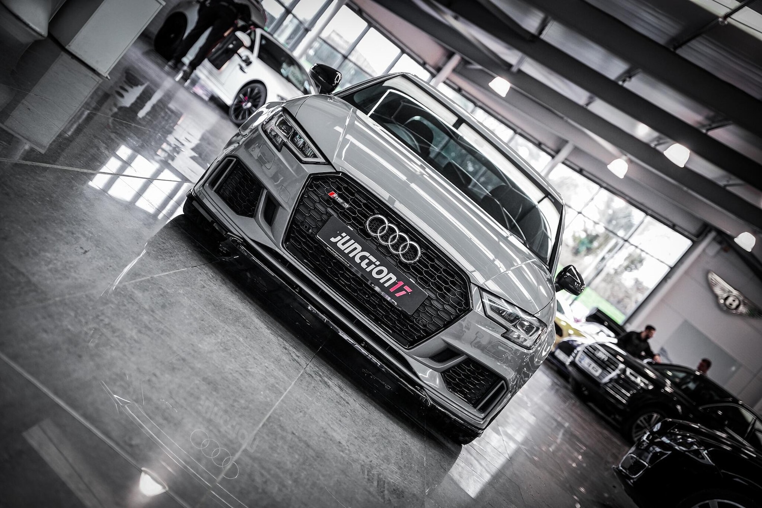 Used Audi RS3 2017 for sale - 77538408: Photo 4