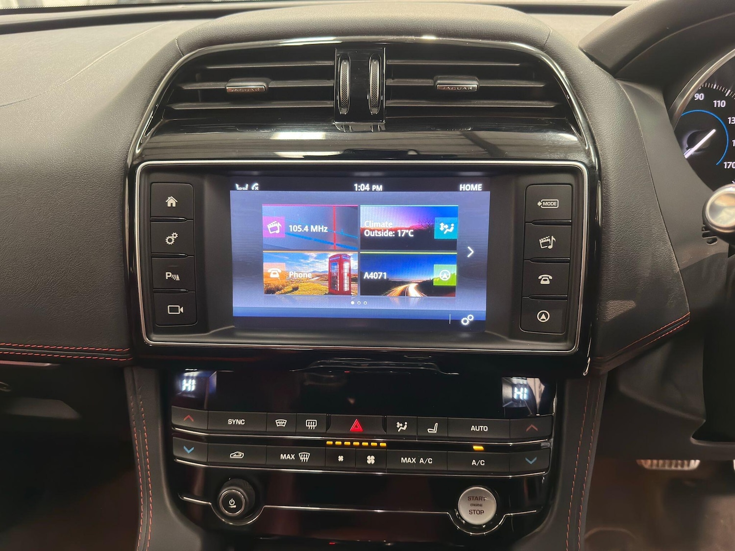 Used Jaguar F-Pace 2017 for sale - 76918568: Photo 34