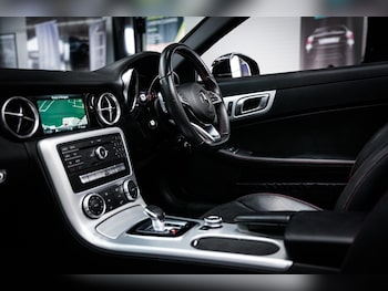 Used Mercedes-Benz SLC 2018 for sale - 79544077: Photo