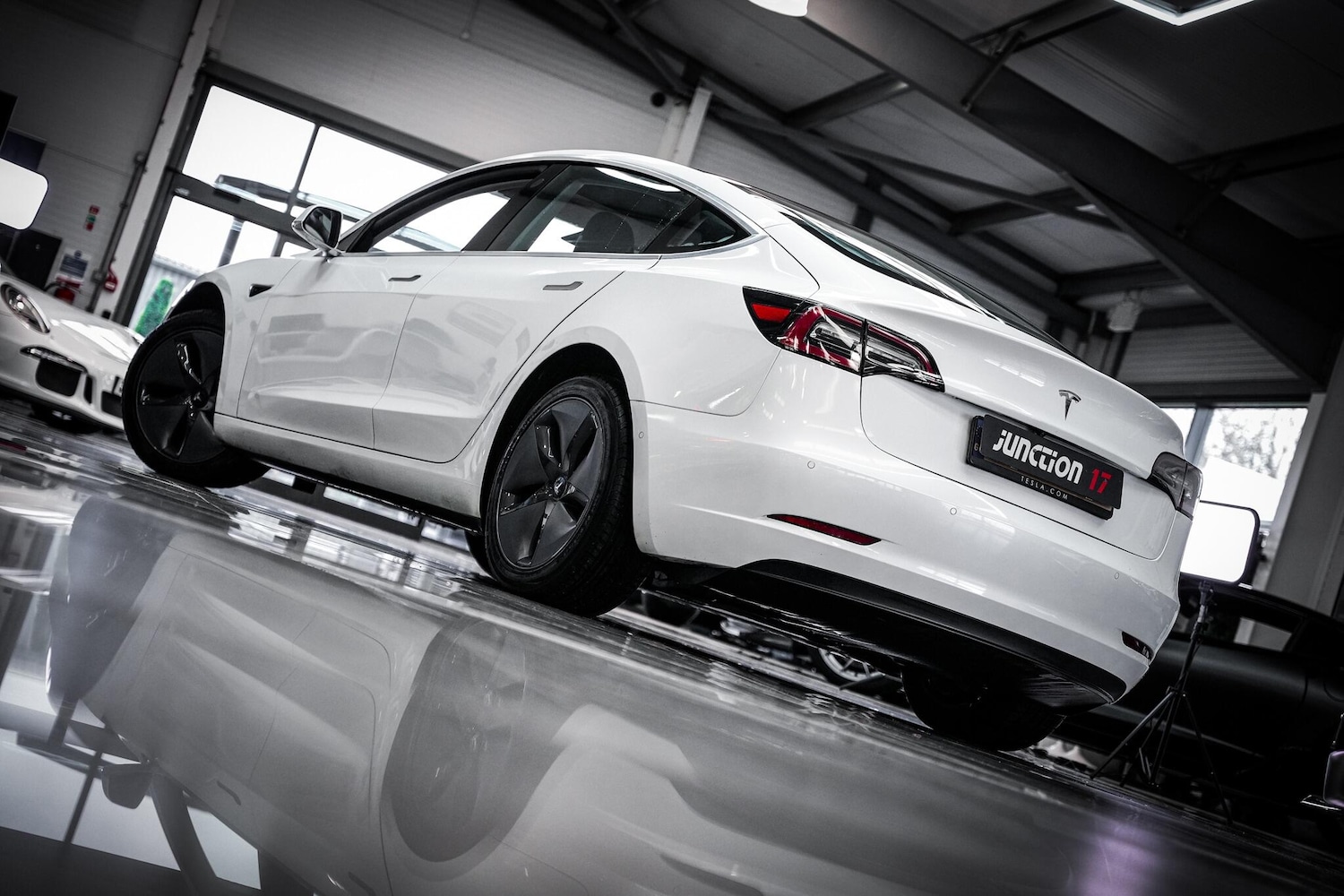 Used Tesla Model 3 2019 for sale - 76660491: Photo 8