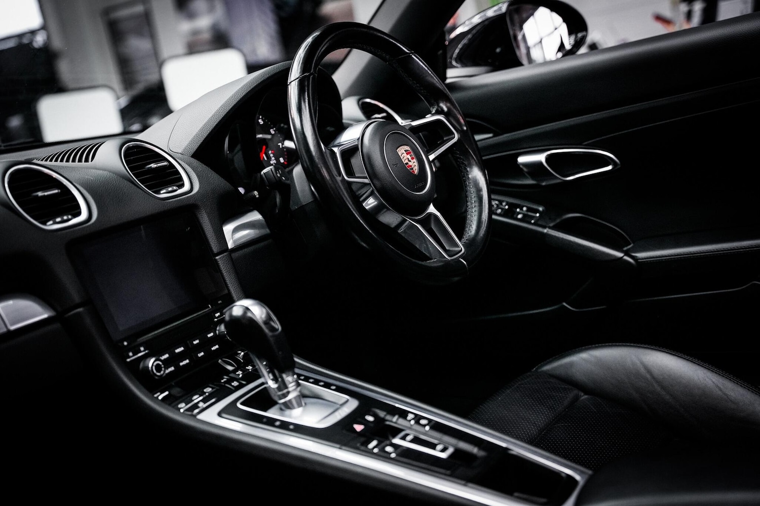 Used Porsche Boxster 2017 for sale - 76660435: Photo 4