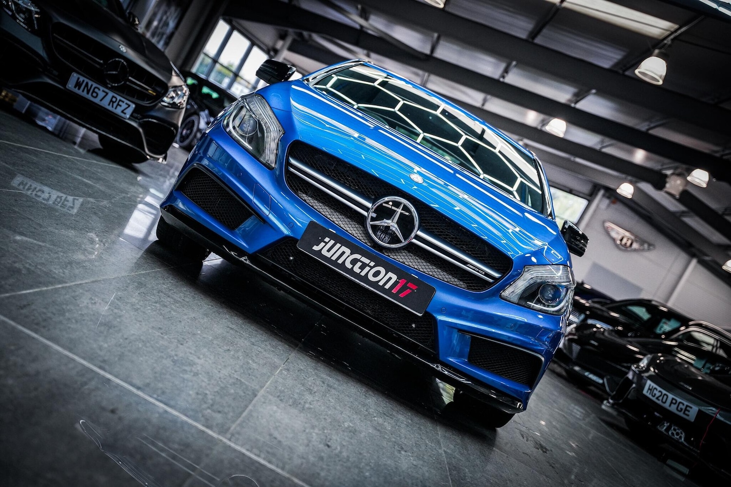 Used Mercedes-Benz A-Class 2015 for sale - 76660377: Photo 5