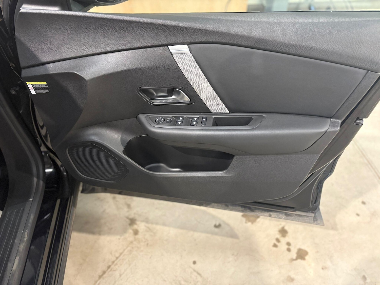 Used Citroen C4 2022 for sale - 76660437: Photo 25