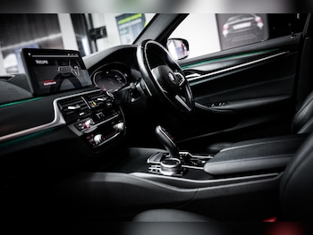 Used BMW 5 Series 2020 for sale - 77565175: Photo