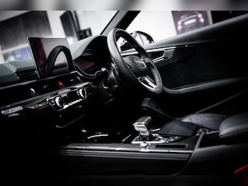 Used BMW 3 Series 2021 for sale - 76824569: Photo