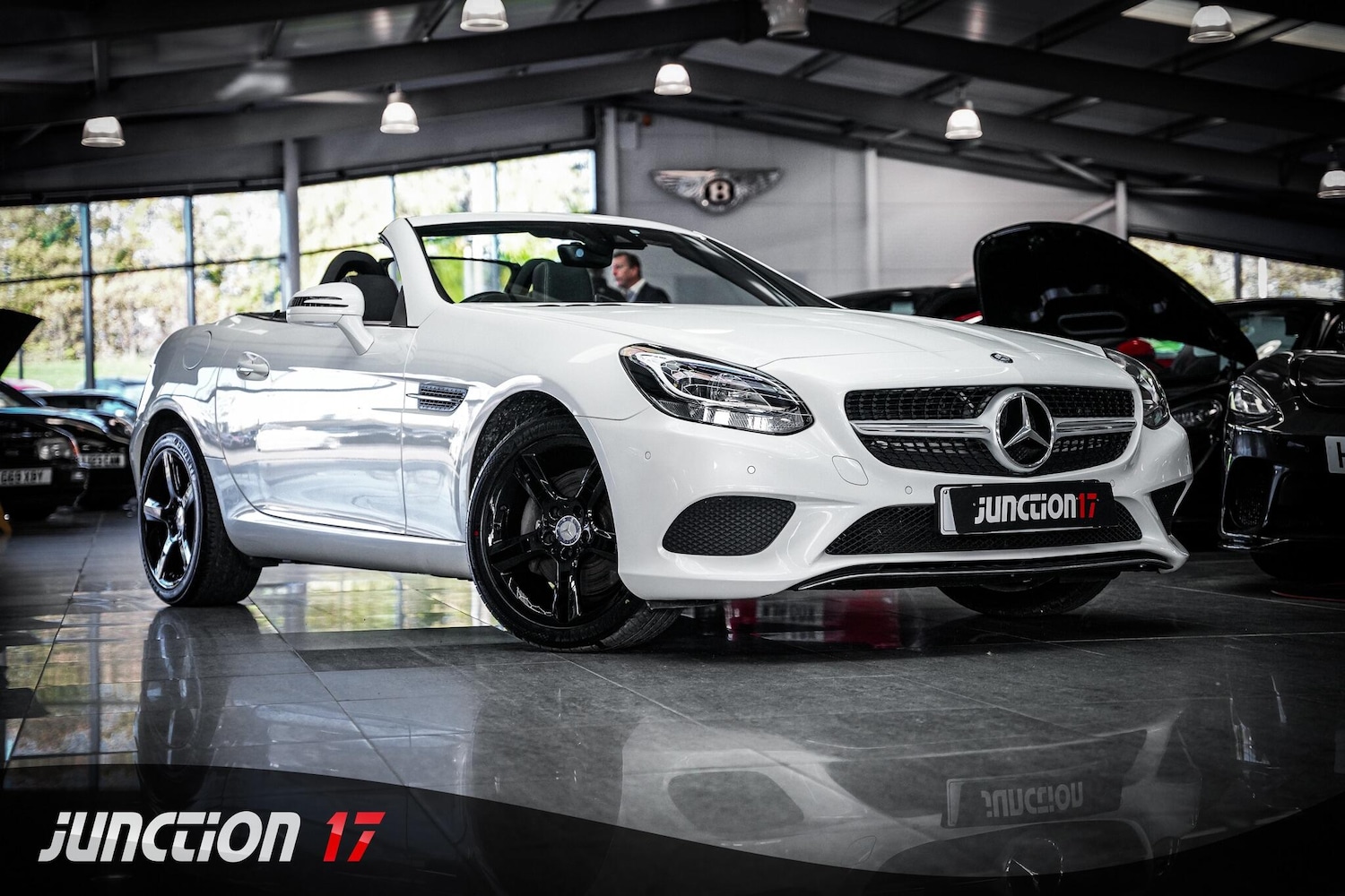 Used Mercedes-Benz SLC 2016 for sale - 76660445: Photo 1