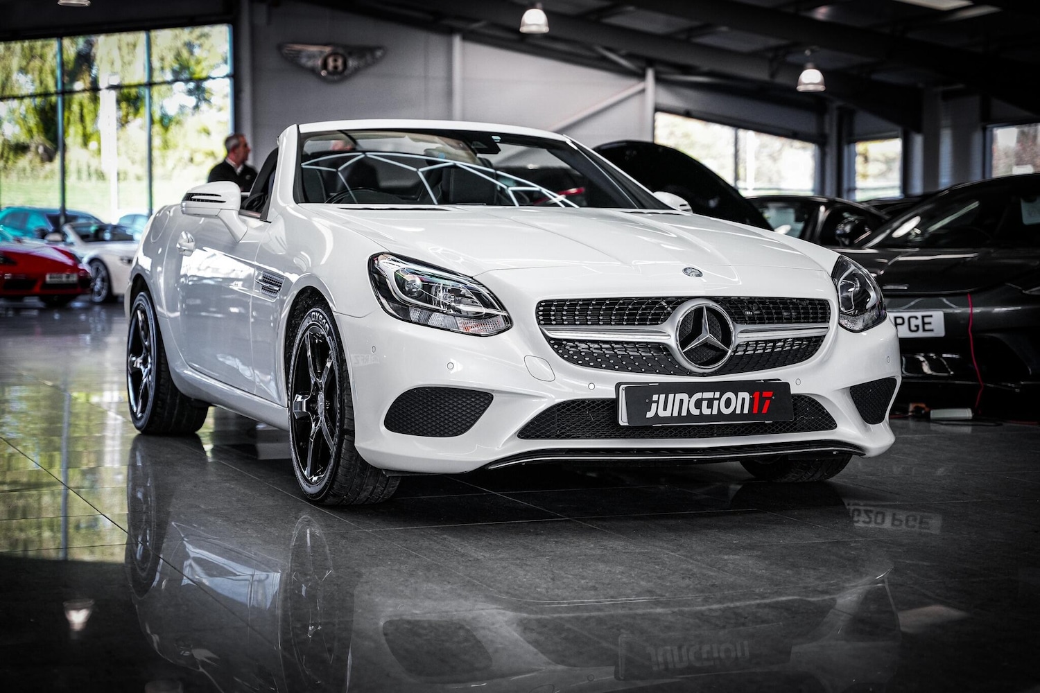 Used Mercedes-Benz SLC 2016 for sale - 76660445: Photo 12