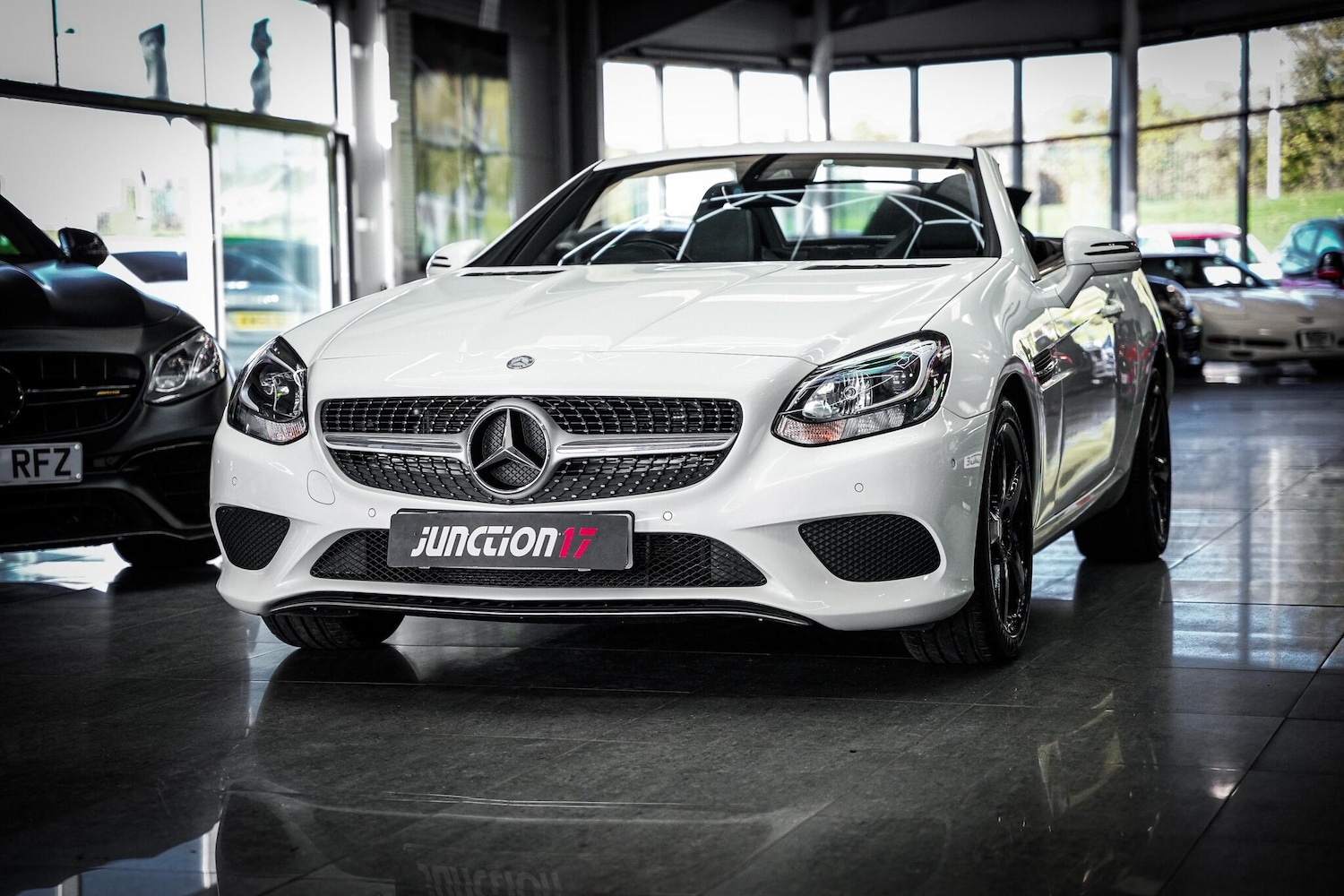 Used Mercedes-Benz SLC 2016 for sale - 76660445: Photo 14