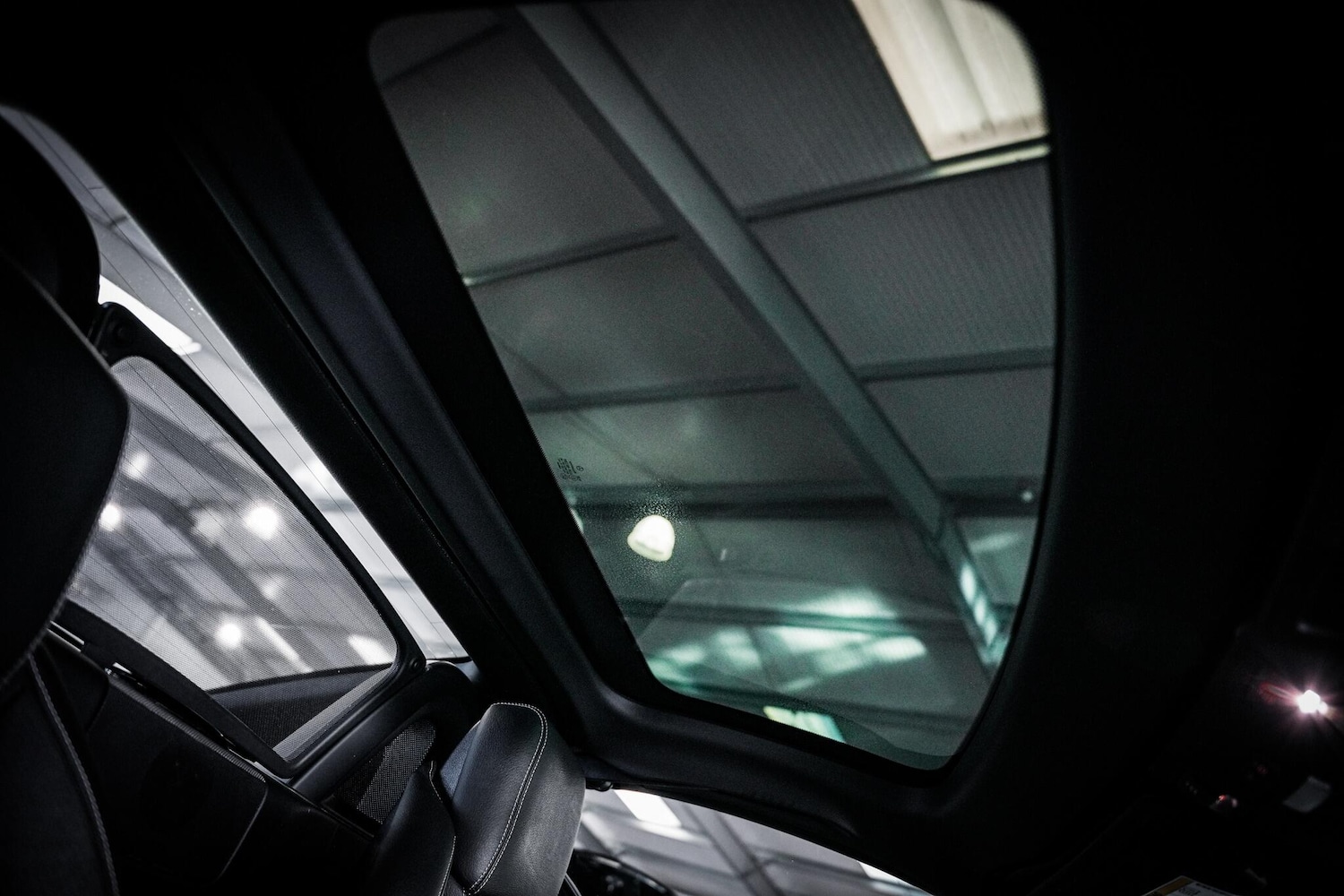 Used Mercedes-Benz SLC 2016 for sale - 76660445: Photo 4