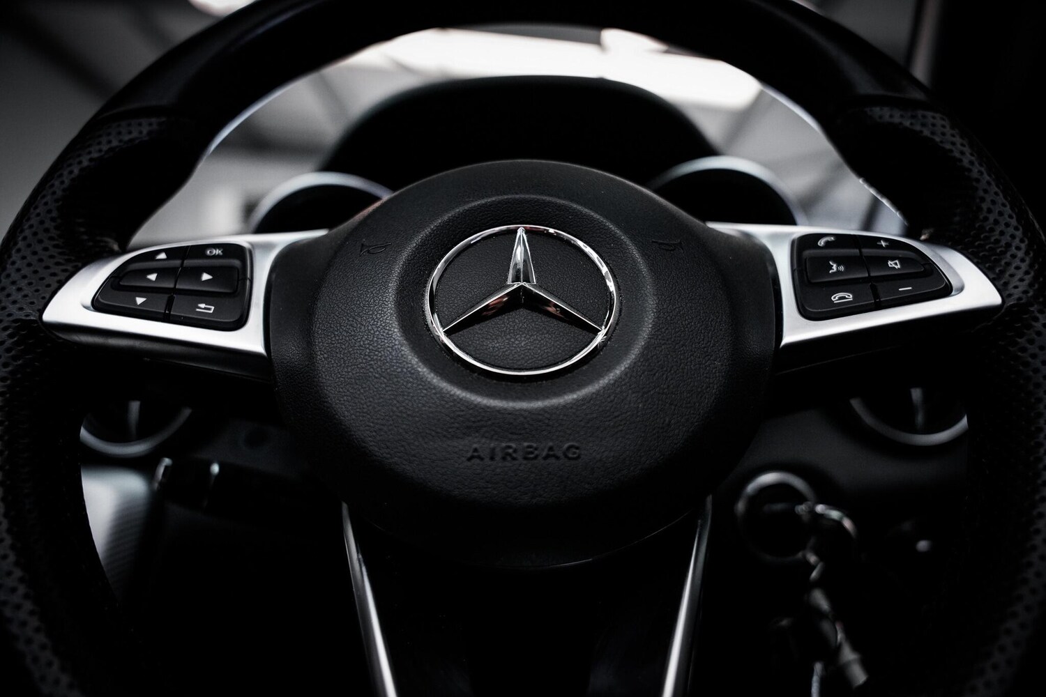 Used Mercedes-Benz SLC 2016 for sale - 76660445: Photo 40