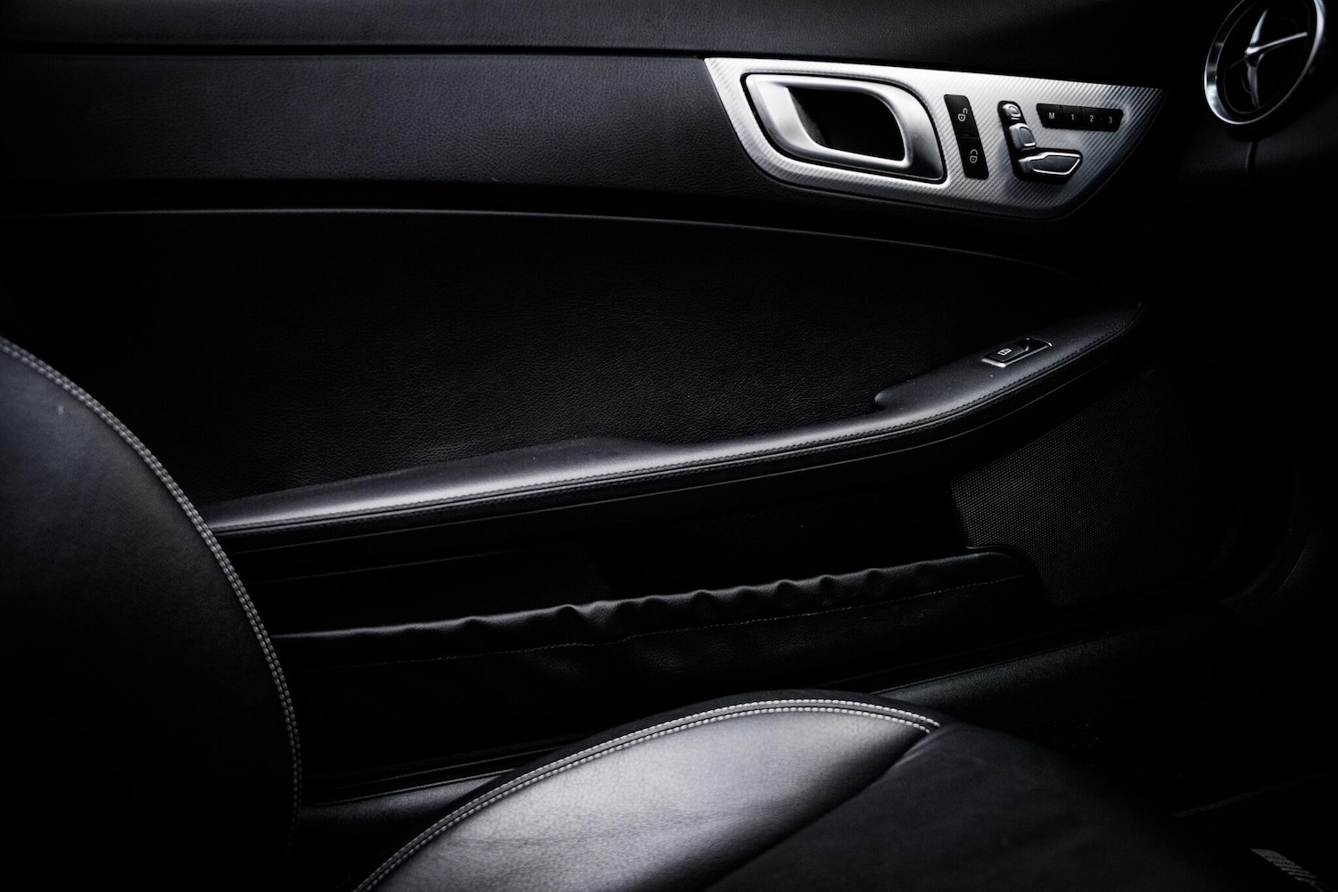 Used Mercedes-Benz SLC 2016 for sale - 76660445: Photo 46