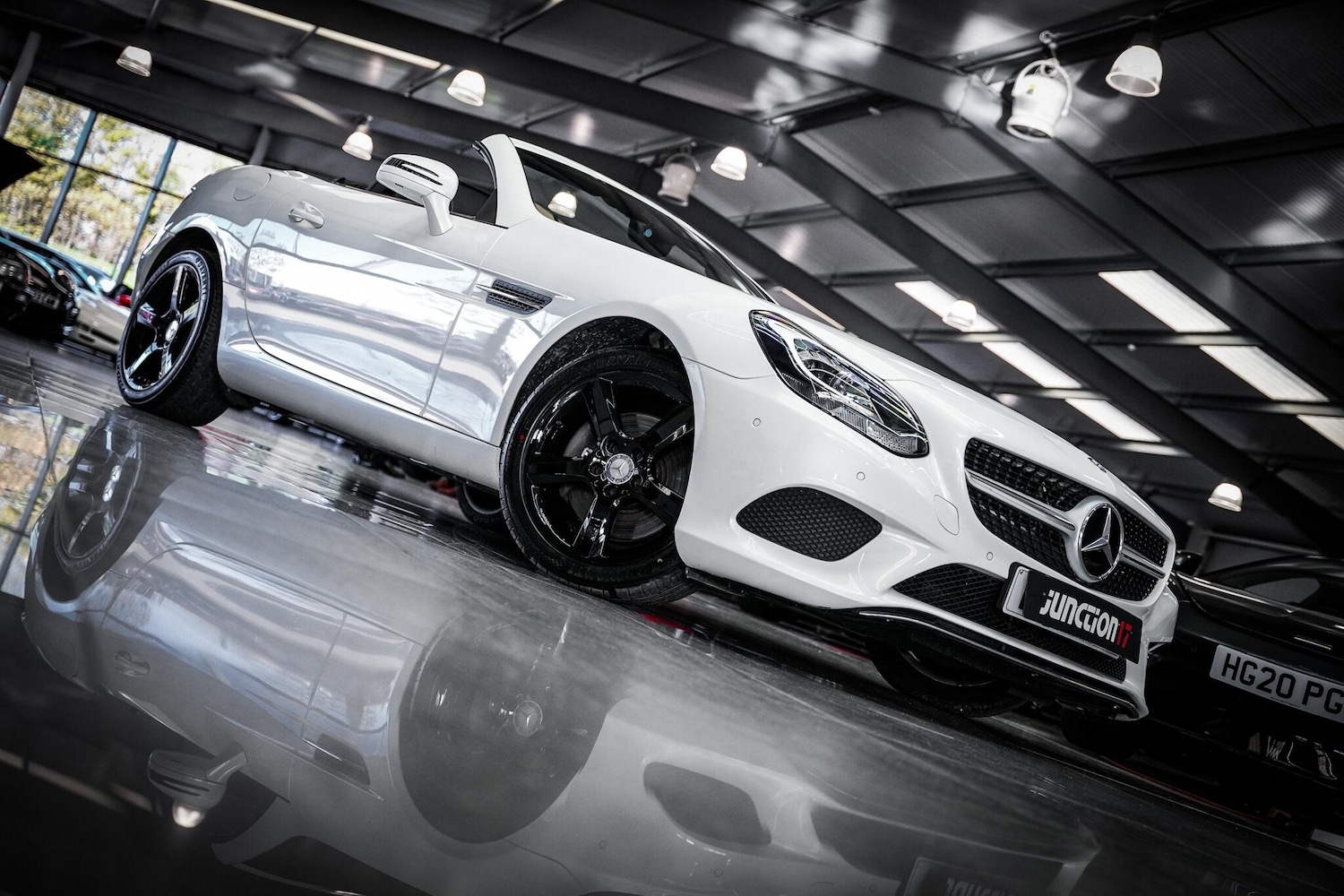 Used Mercedes-Benz SLC 2016 for sale - 76660445: Photo 9