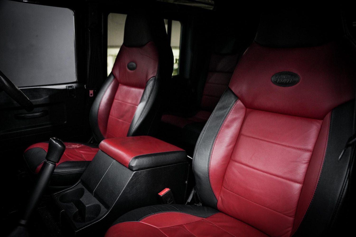 Used Land Rover Defender 110 2015 for sale - 76975497: Photo 35