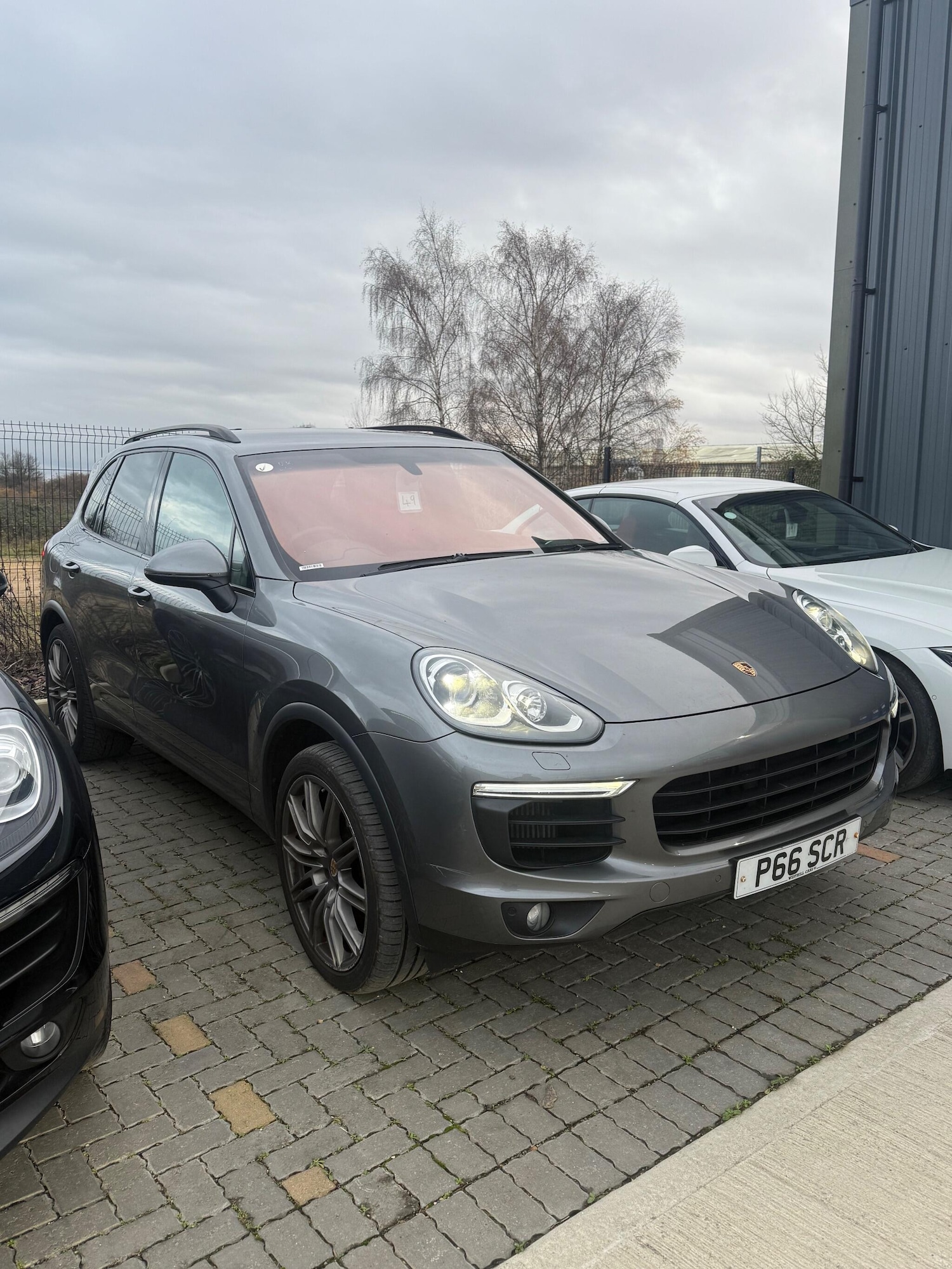 Used Porsche Cayenne 2016 for sale - 76926297: Photo 1