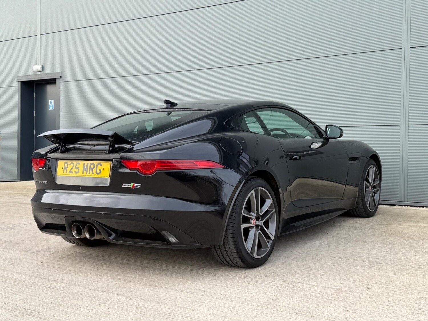 Used Jaguar F-Type 2016 for sale - 77853815: Photo 8