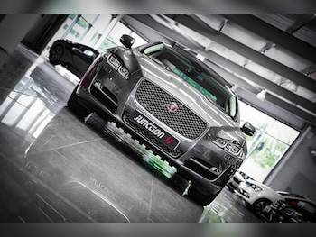 Used Jaguar XJ 2018 for sale - 78705352: Photo