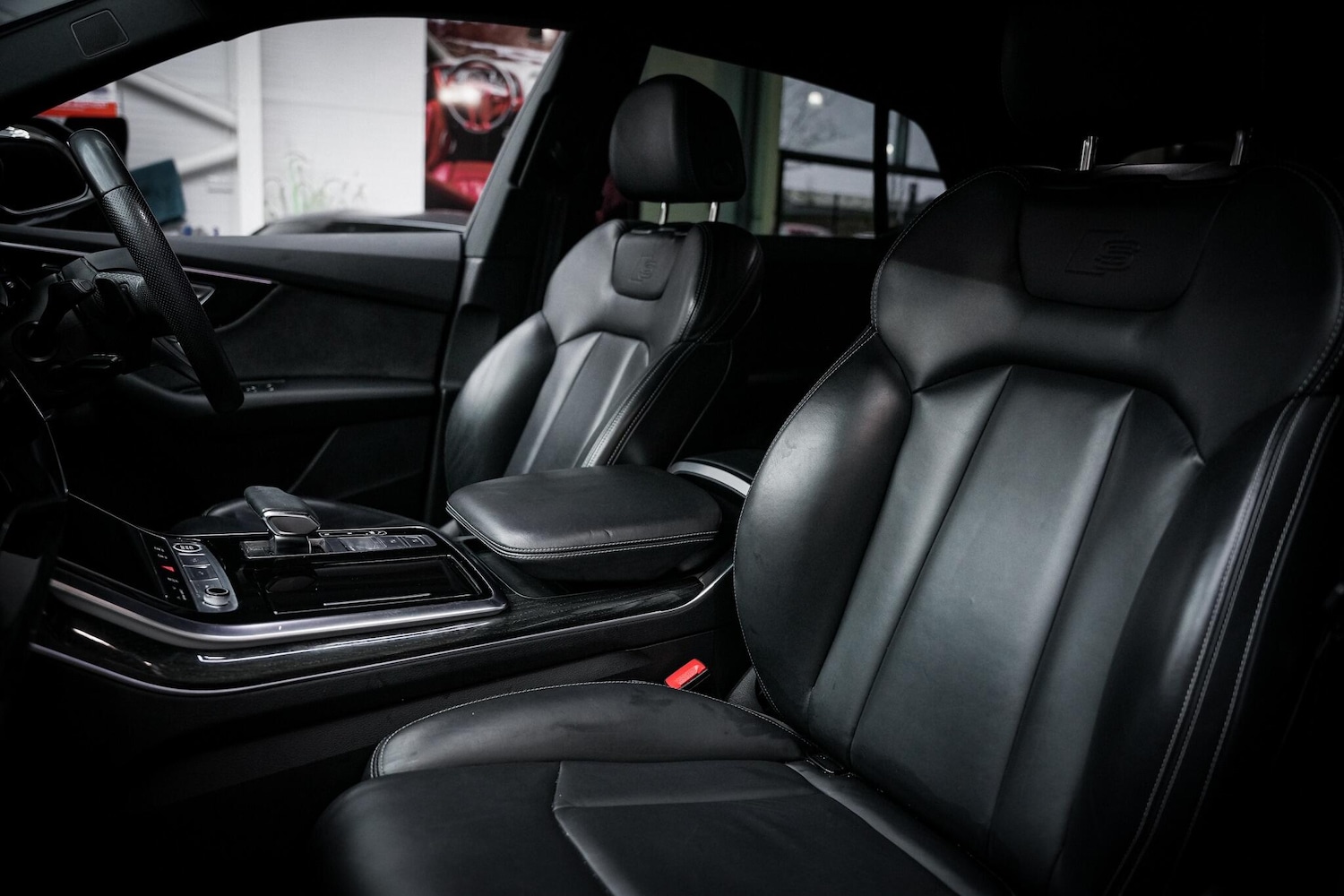 Used Audi Q8 2021 for sale - 76975534: Photo 23