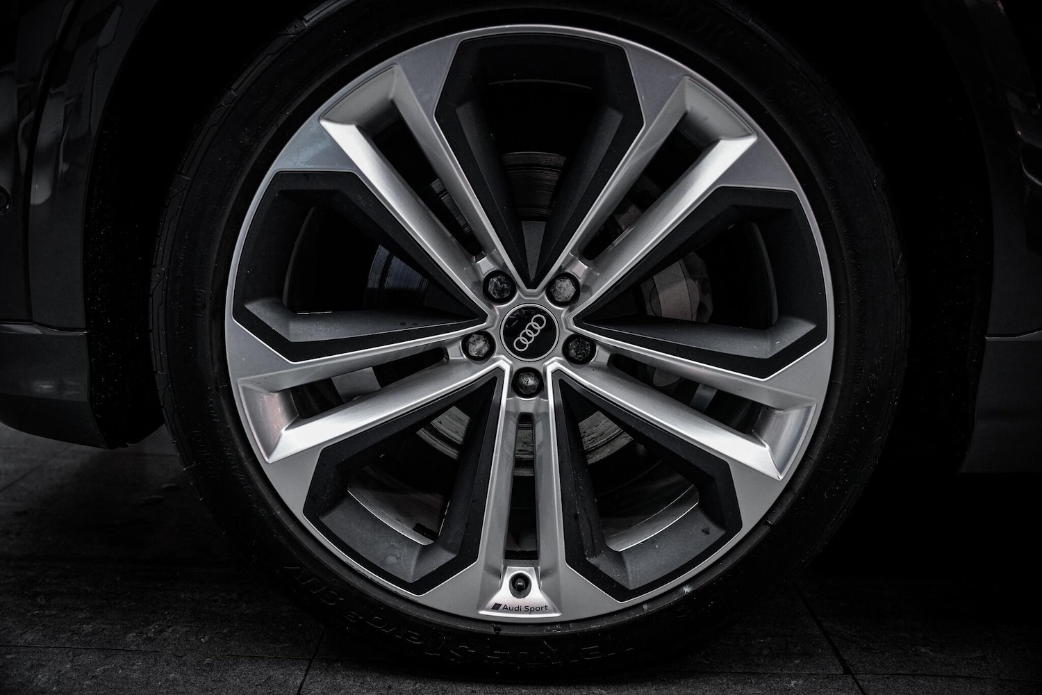 Used Audi Q8 2021 for sale - 76975534: Photo 29