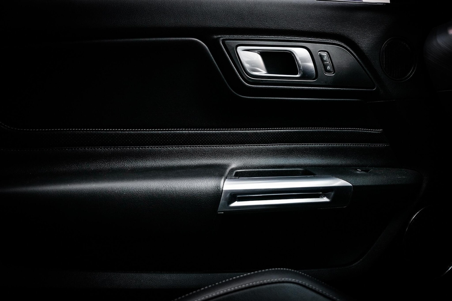 Used Ford Mustang 2018 for sale - 76660450: Photo 41