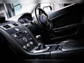 Used Aston Martin Vantage 2007 for sale - 79396418: Photo