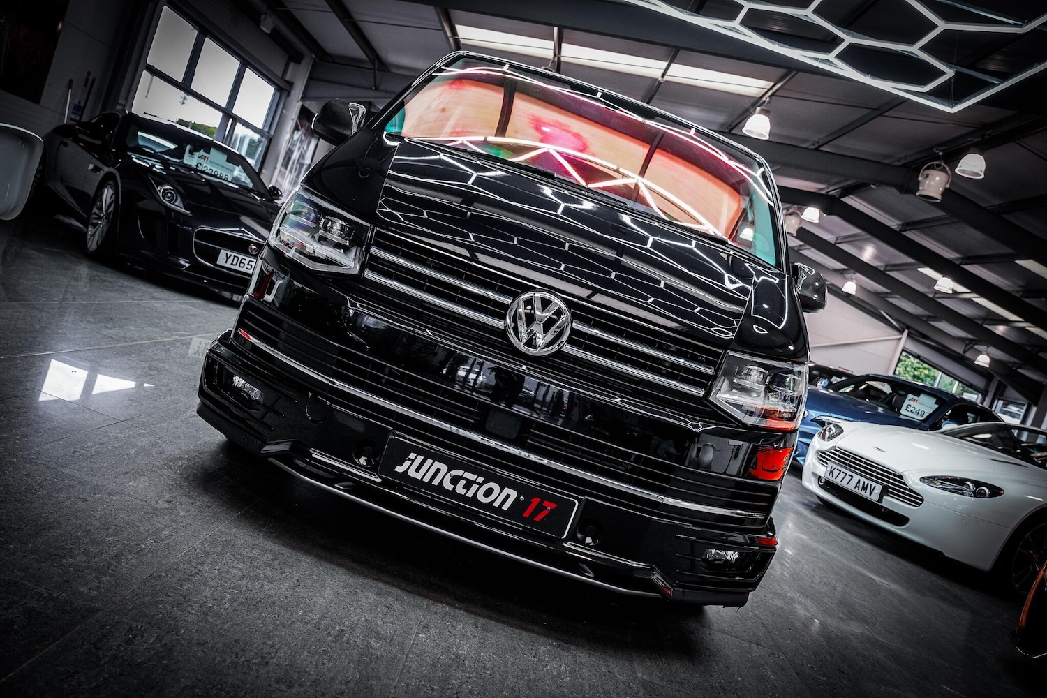 Used Volkswagen Transporter Sportline for sale - 76660387: Photo 2