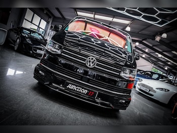 Used Volkswagen Transporter Sportline 2019 for sale - 76660387: Photo