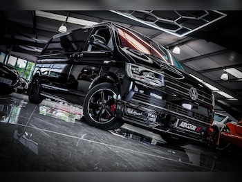 Used Volkswagen Transporter Sportline 2019 for sale - 76660387: Photo