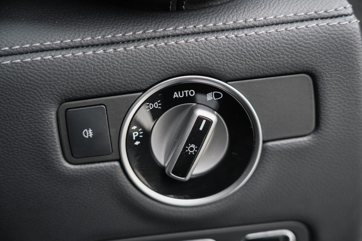 Used Mercedes-Benz AMG GT 2017 for sale - 77074195: Photo 31