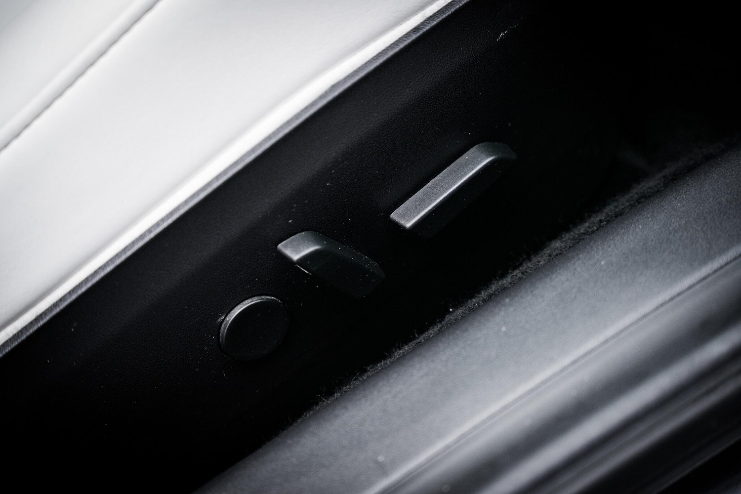 Used Tesla Model 3 2019 for sale - 76660504: Photo 45