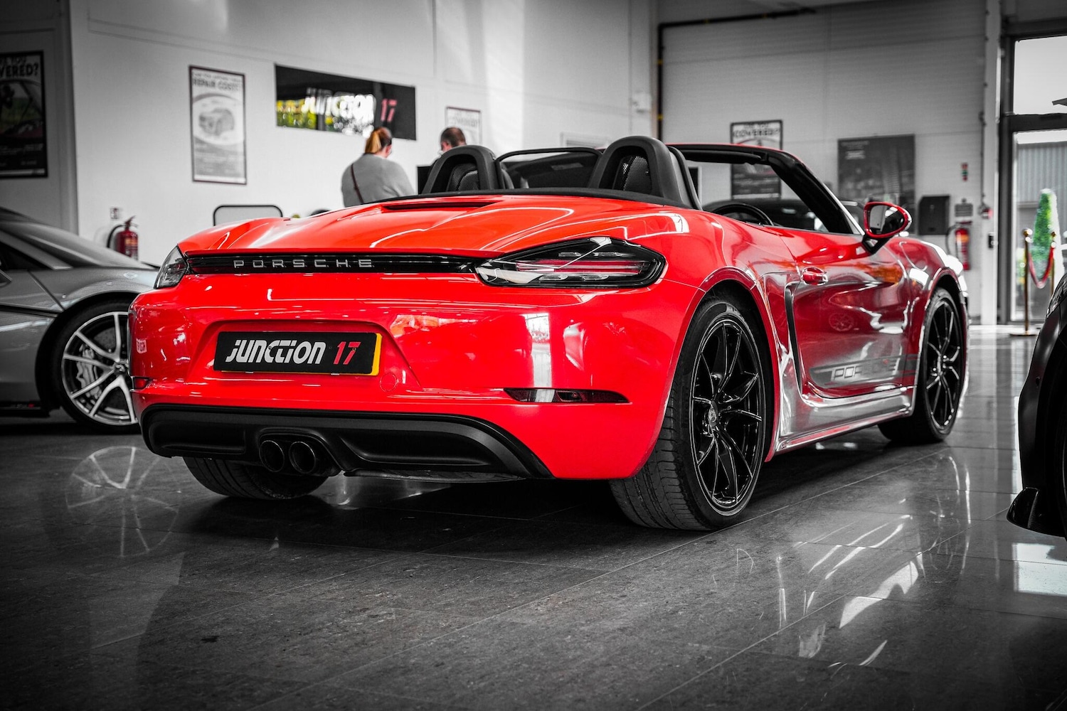 Used Porsche Boxster 2016 for sale - 76657439: Photo 16