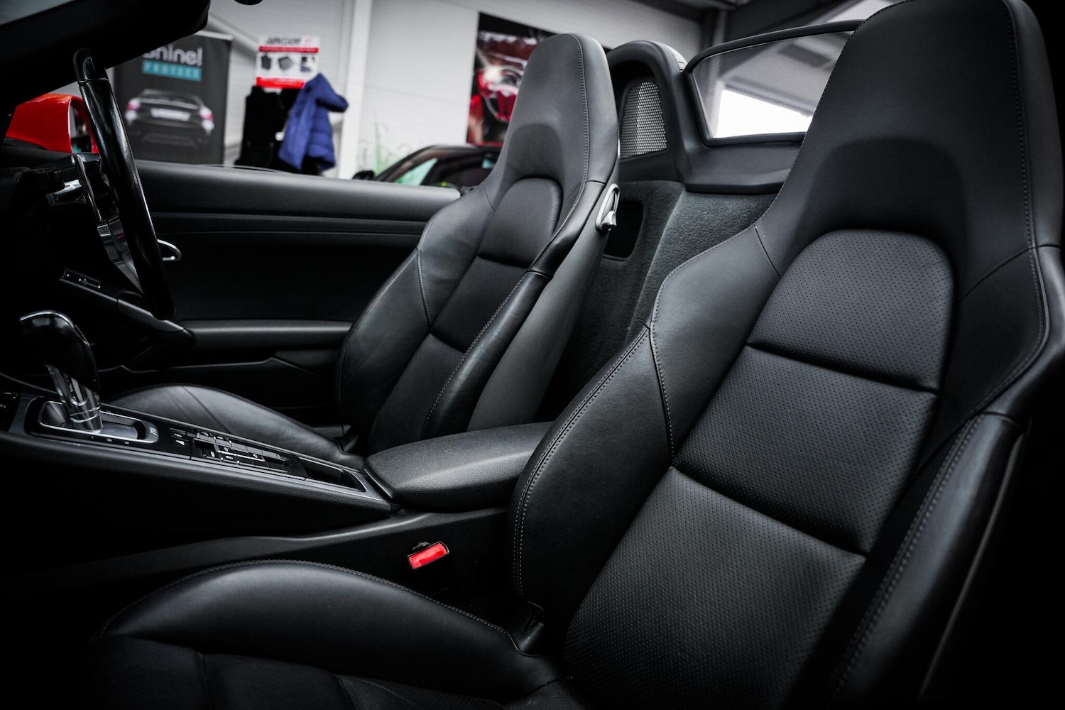 Used Porsche Boxster 2016 for sale - 76657439: Photo 24