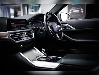Used BMW 4 Series 2022 for sale - 79181222: Photo