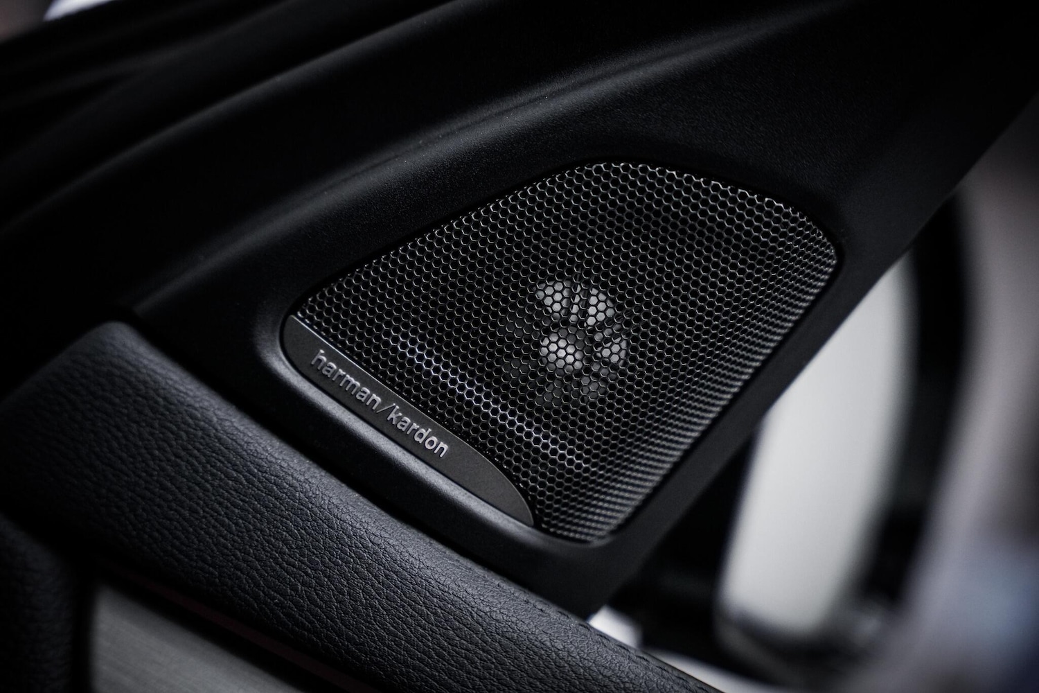 Used BMW X6 2018 for sale - 76660530: Photo 48