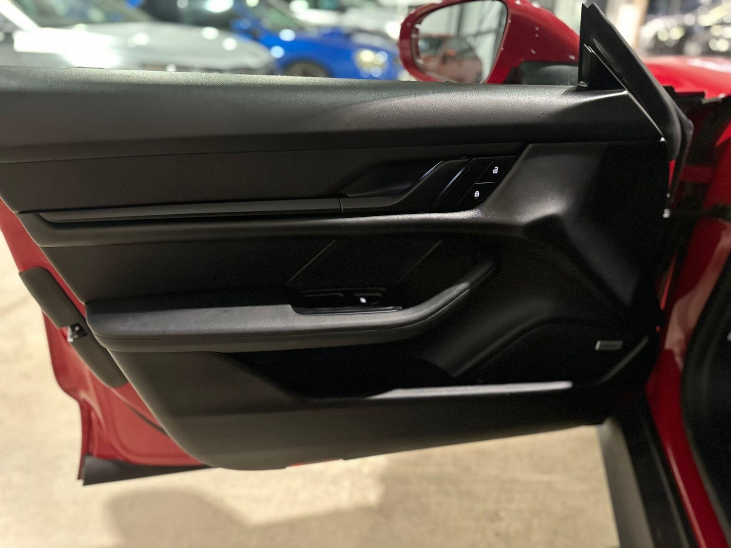 Used Porsche Taycan 2021 for sale - 77613030: Photo 23