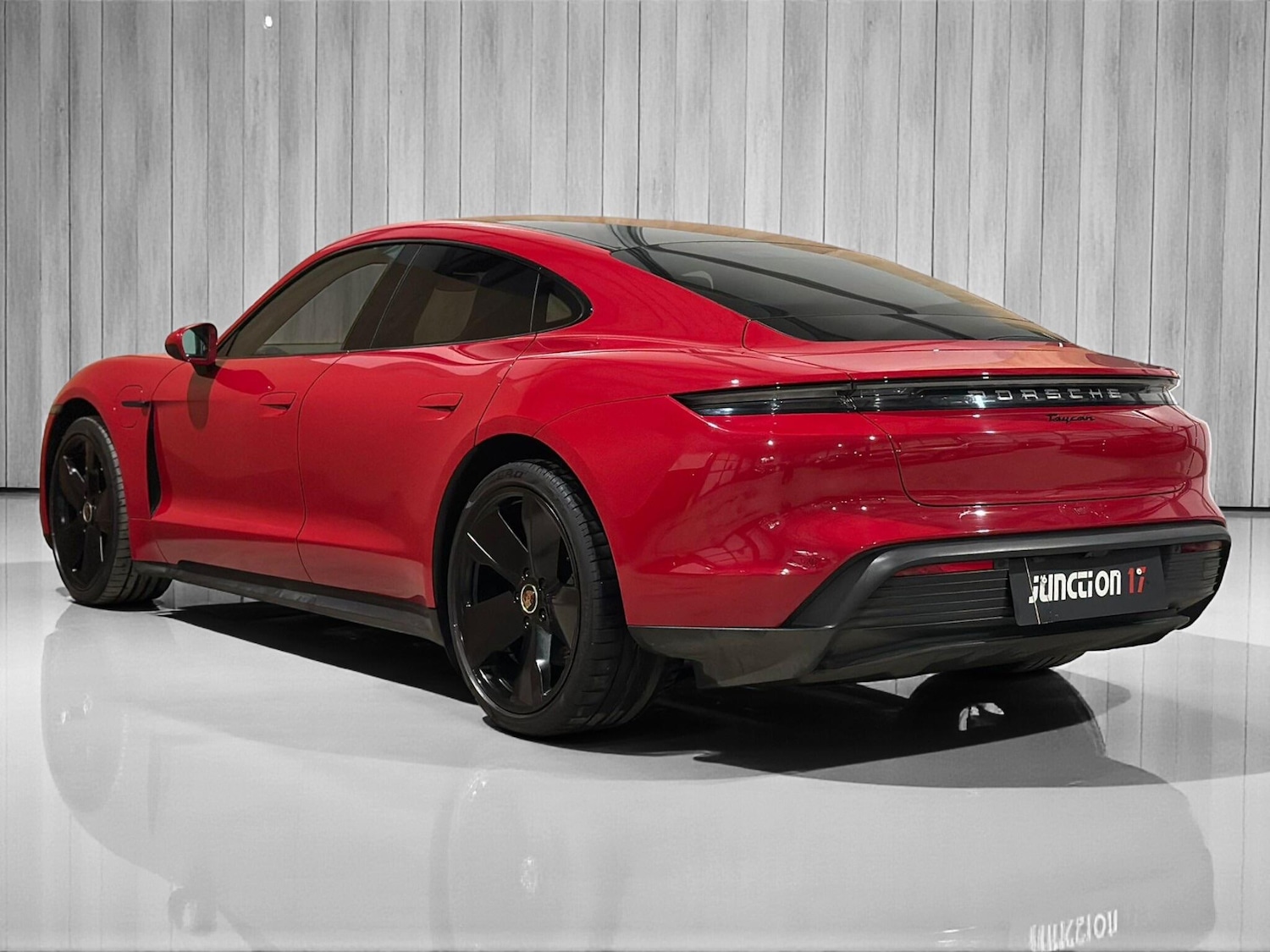 Used Porsche Taycan 2021 for sale - 77613030: Photo 4