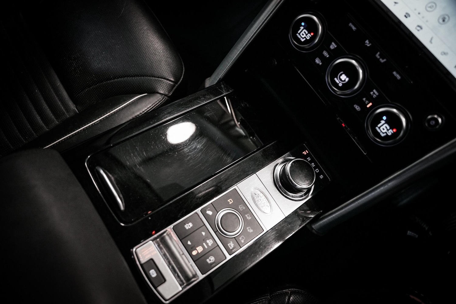 Used Land Rover Discovery 2019 for sale - 77238386: Photo 37