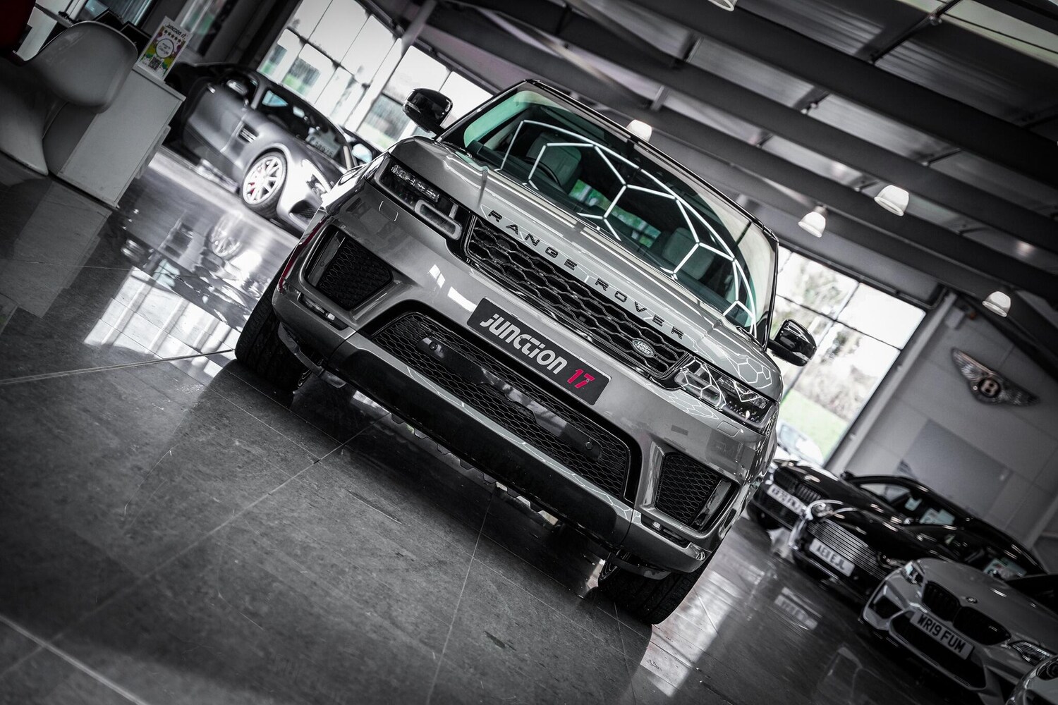 Used Land Rover Range Rover Sport 2018 for sale - 77351624: Photo 4