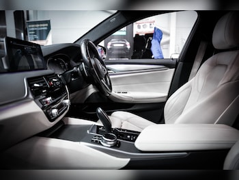 Used BMW 5 Series 2019 for sale - 78100455: Photo