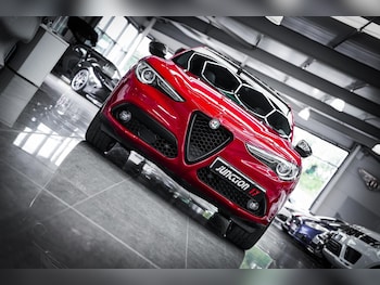 Used Alfa Romeo Stelvio 2017 for sale - 78586530: Photo