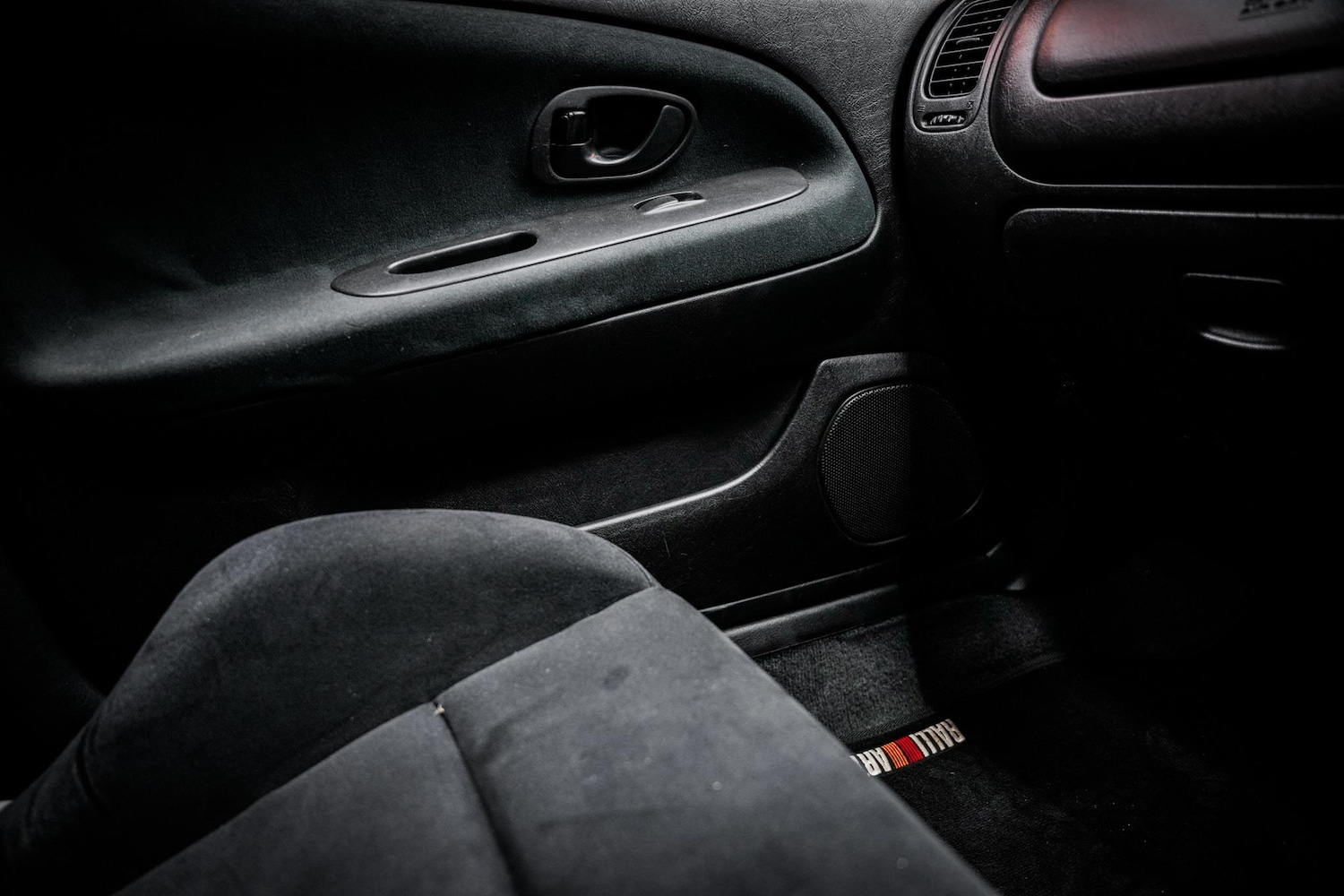 Used Mitsubishi Lancer 2000 for sale - 76660365: Photo 40