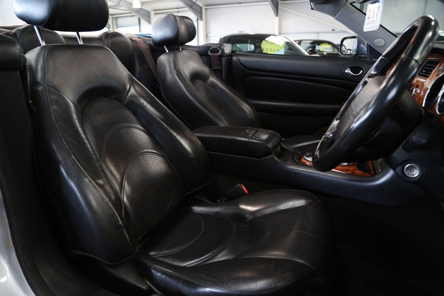 Used Jaguar XKR 2005 for sale - 76660455: Photo 13