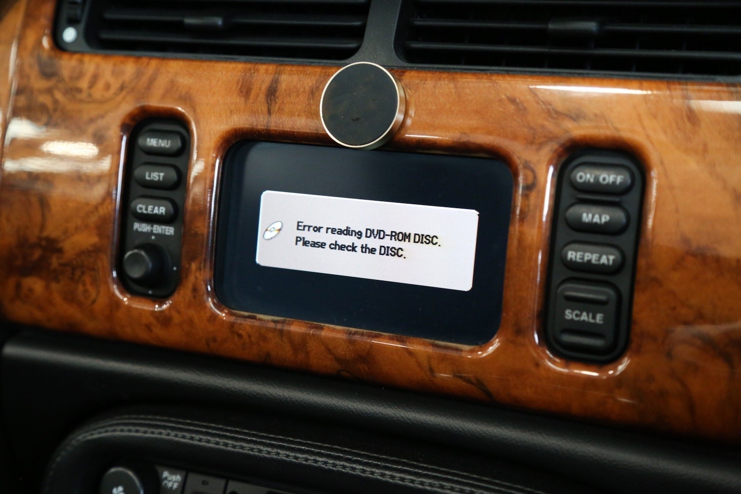 Used Jaguar XKR 2005 for sale - 76660455: Photo 17