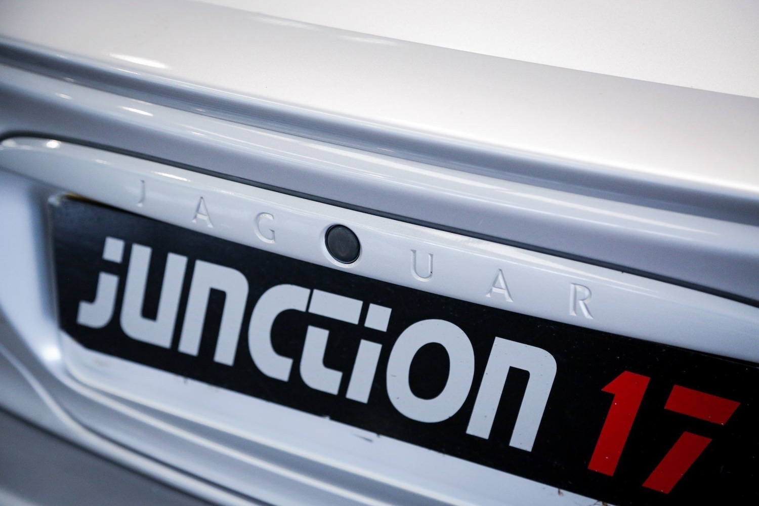 Used Jaguar XKR 2005 for sale - 76660455: Photo 27